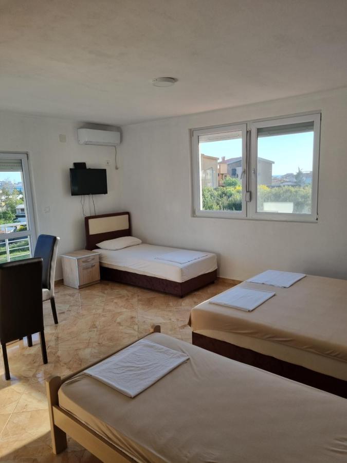 Apartmani Ani Bar Luaran gambar