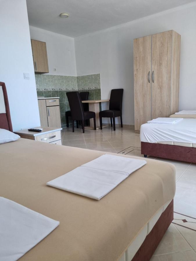Apartmani Ani Bar Luaran gambar