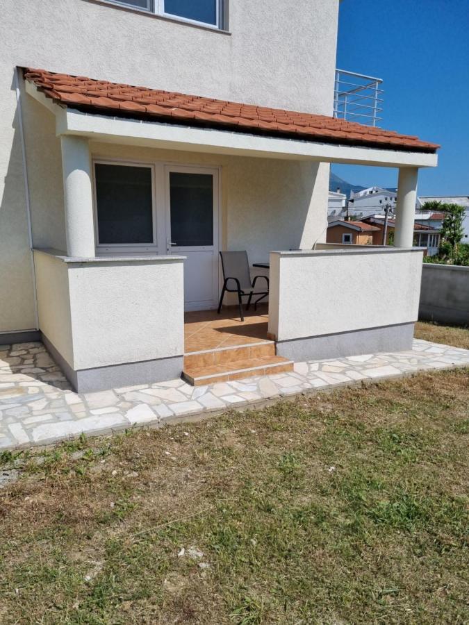 Apartmani Ani Bar Luaran gambar