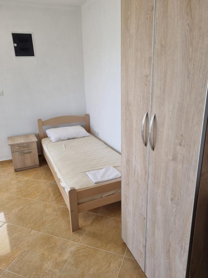 Apartmani Ani Bar Luaran gambar