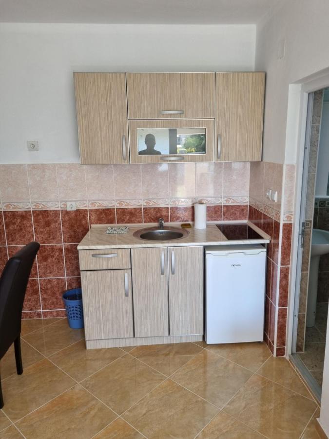 Apartmani Ani Bar Luaran gambar