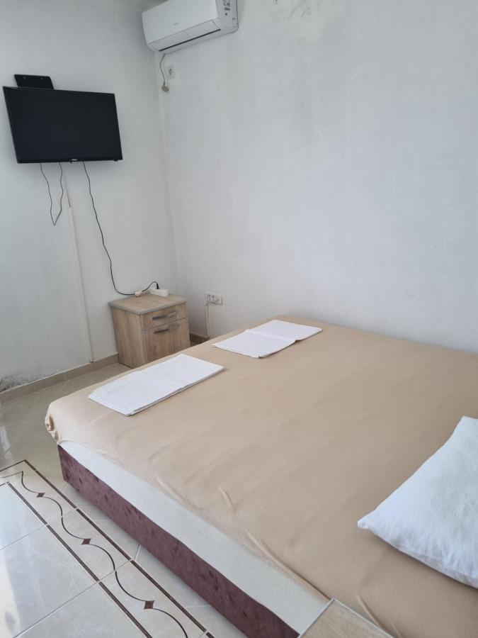 Apartmani Ani Bar Luaran gambar