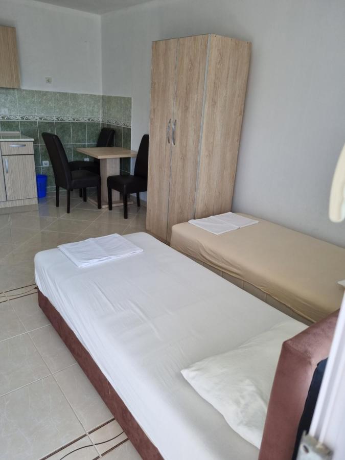 Apartmani Ani Bar Luaran gambar