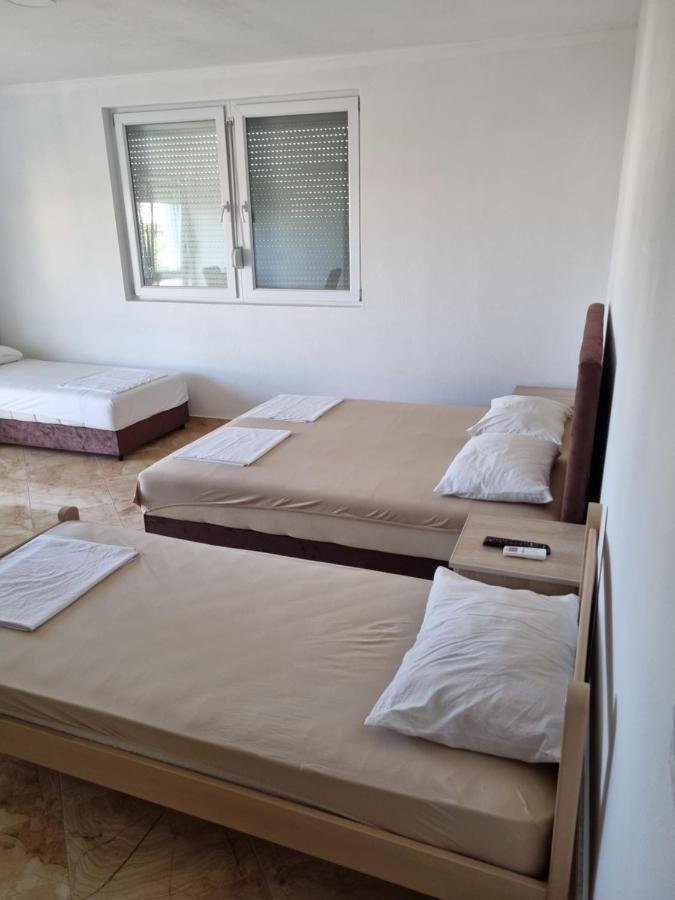 Apartmani Ani Bar Luaran gambar