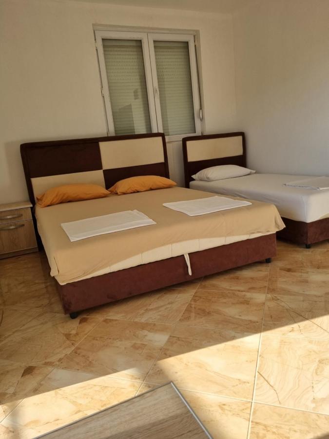 Apartmani Ani Bar Luaran gambar
