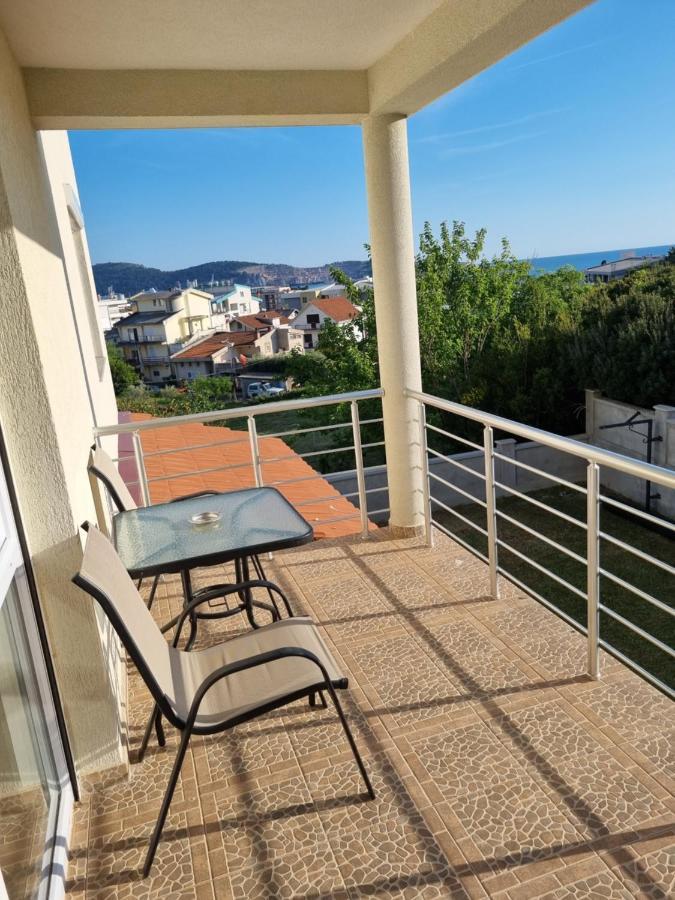 Apartmani Ani Bar Luaran gambar