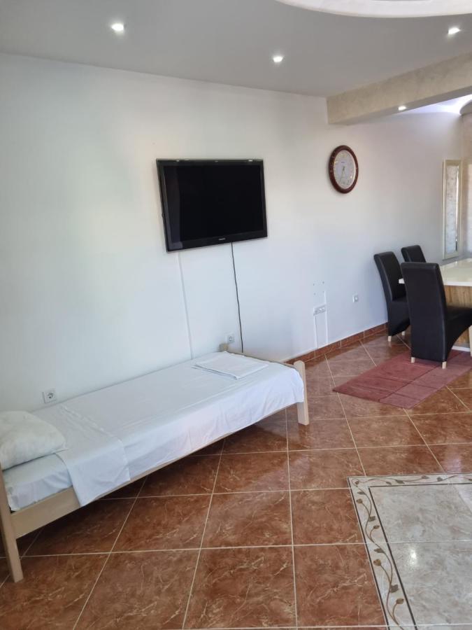 Apartmani Ani Bar Luaran gambar