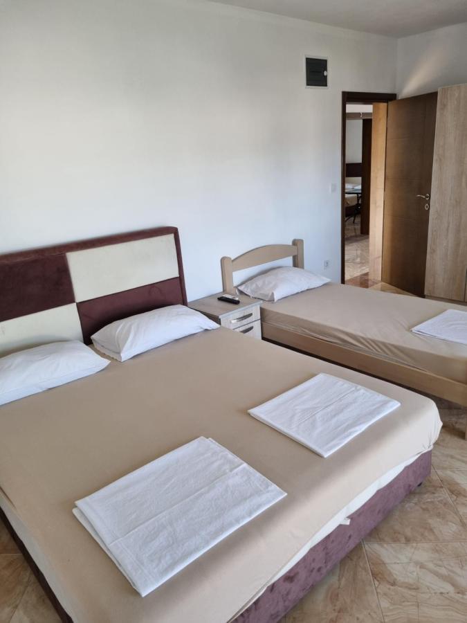Apartmani Ani Bar Luaran gambar