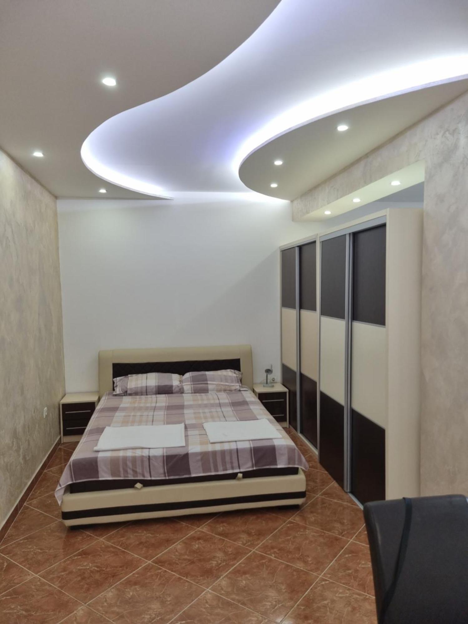 Apartmani Ani Bar Bilik gambar